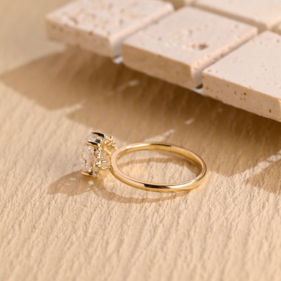 Oval Cut Moissanite Engagement Ring