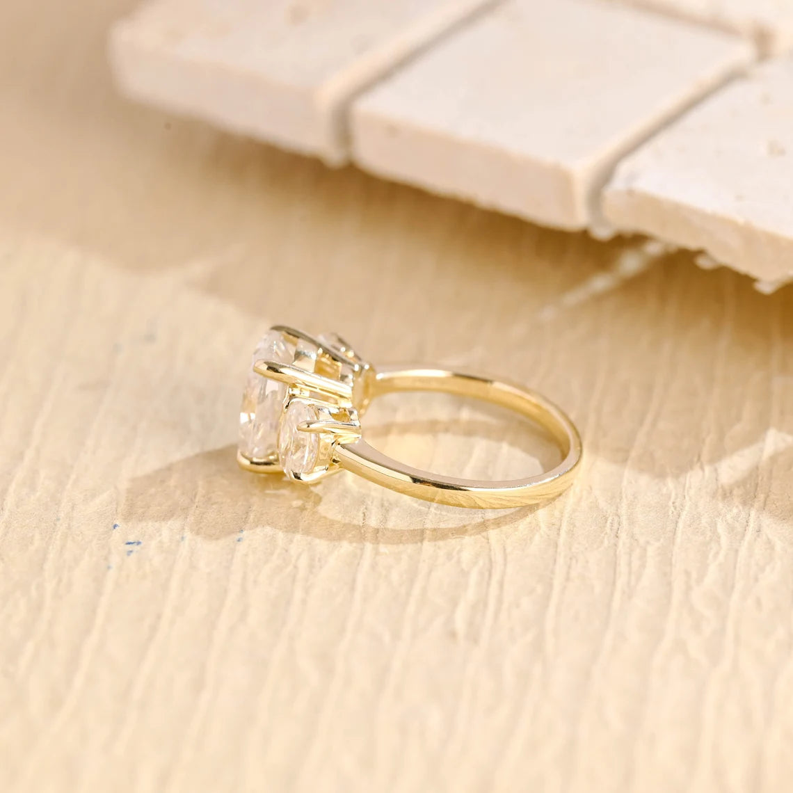 Oval Cut Moissanite Engagement Ring