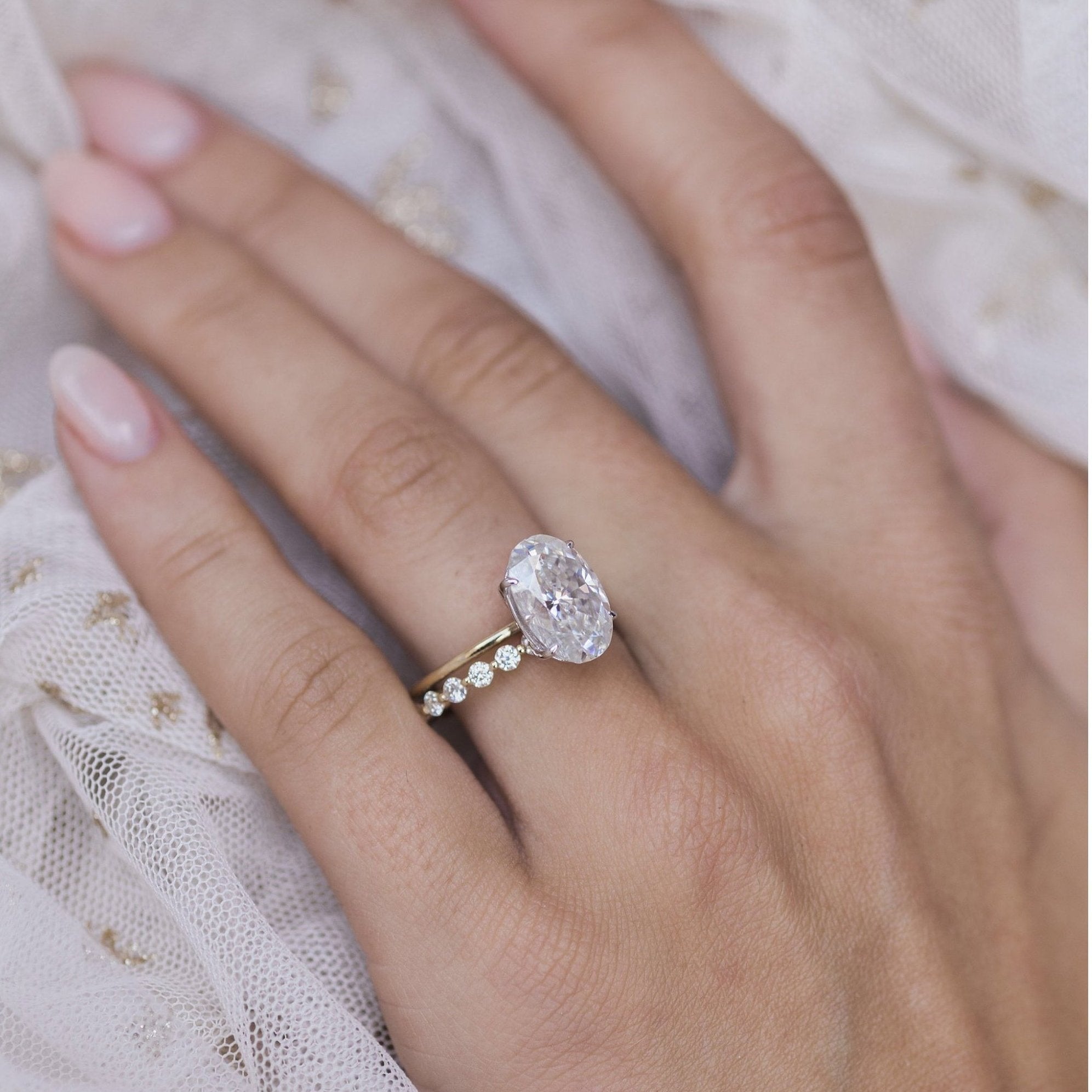 Moissanite jewelry set for Valentine's Day celebration gifts suggestions
