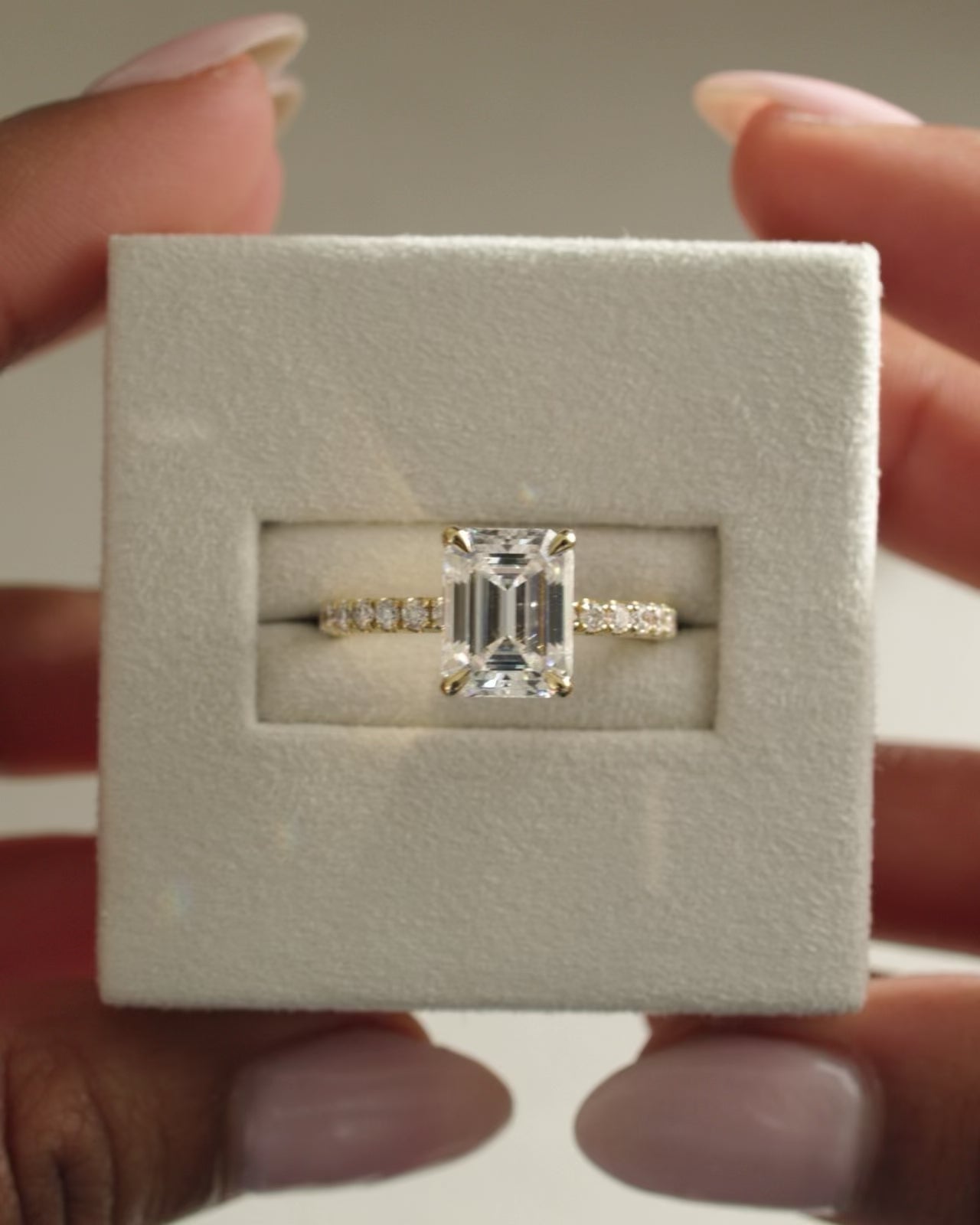 2CT Emerald Cut Moissanite Ring
