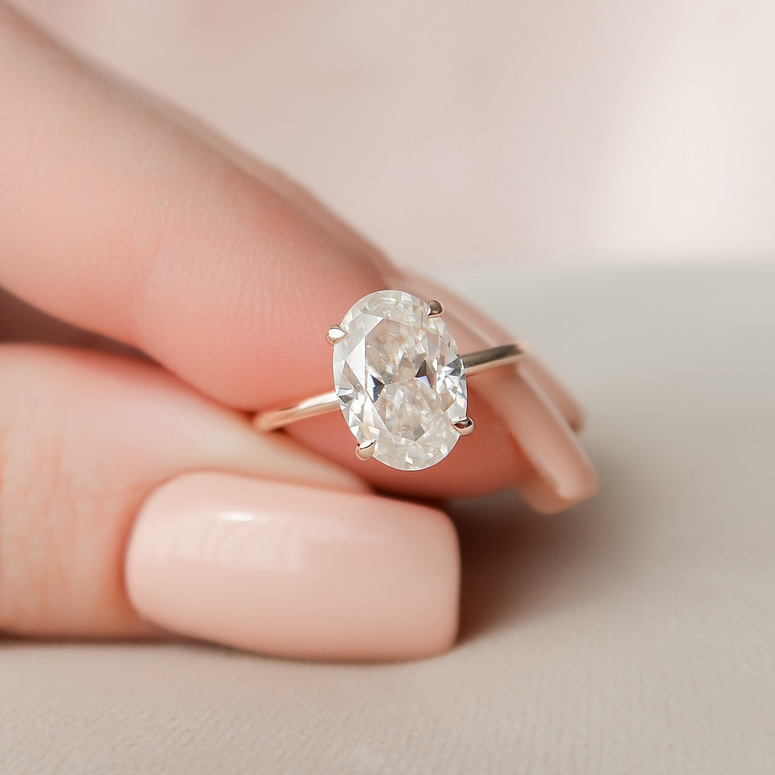 Oval Cut Moissanite Engagement Ring