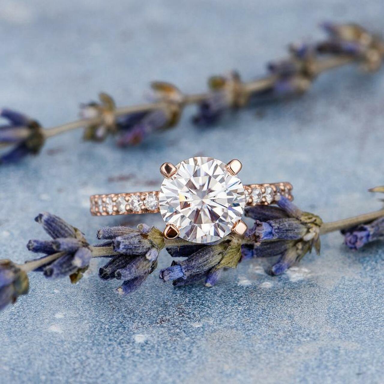 Round Cut Moissanite Ring
