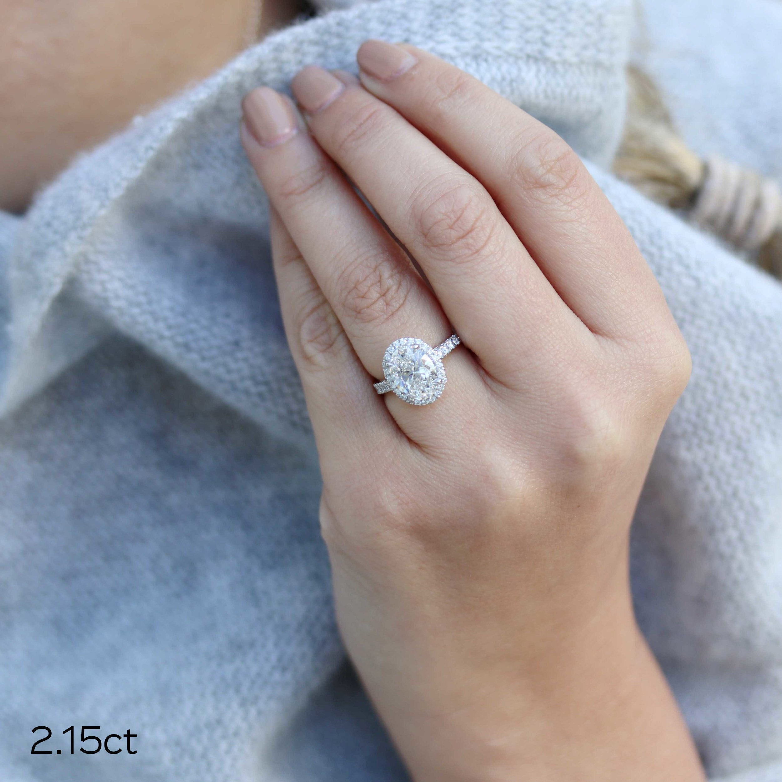 Oval Cut Moissanite Ring