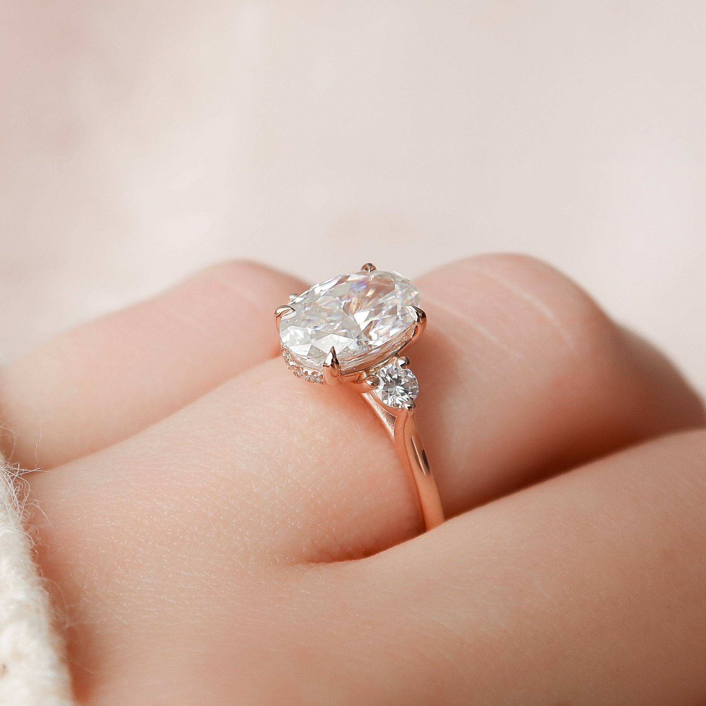 Oval Cut Moissanite Ring