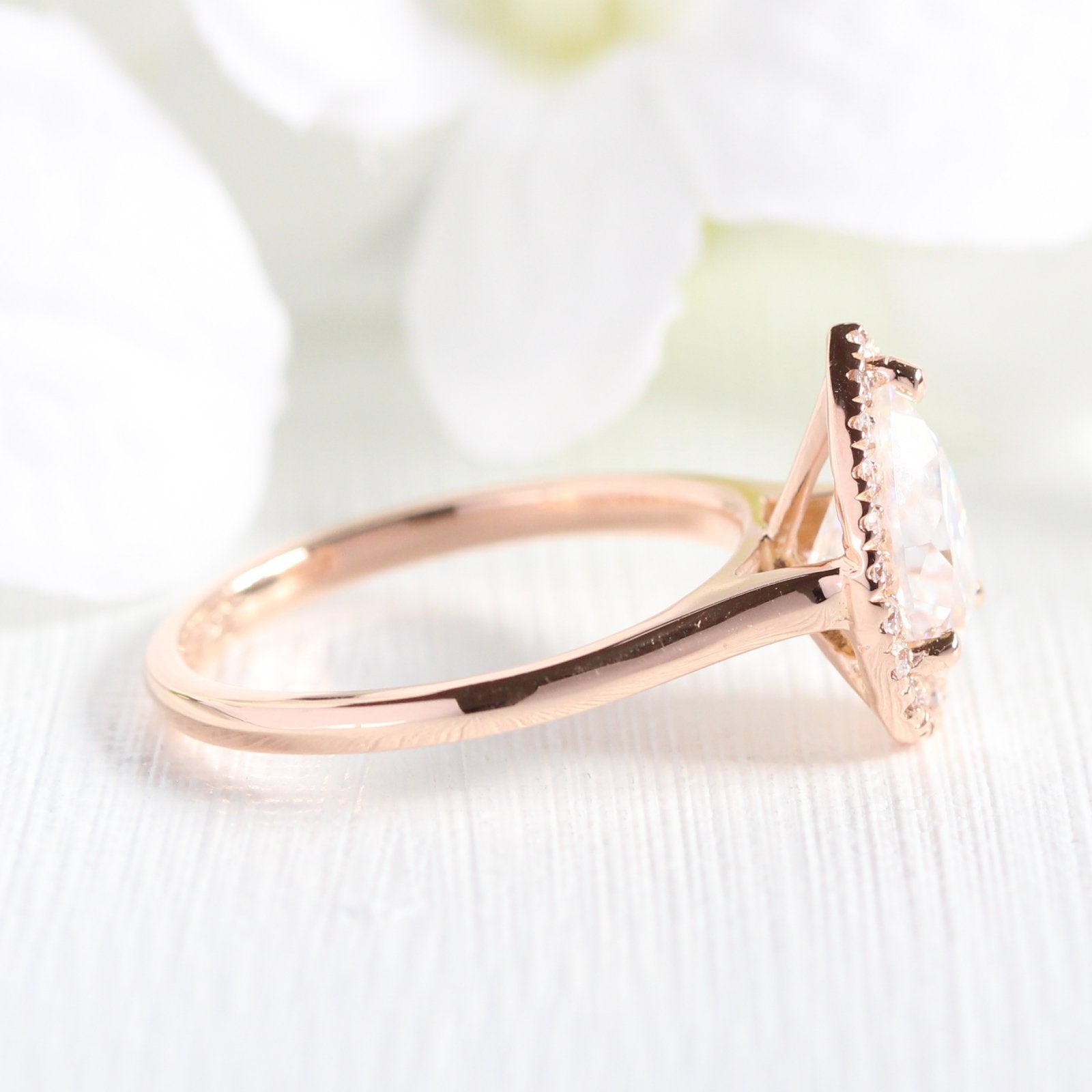 Moissanite wedding jewelry for summer wedding