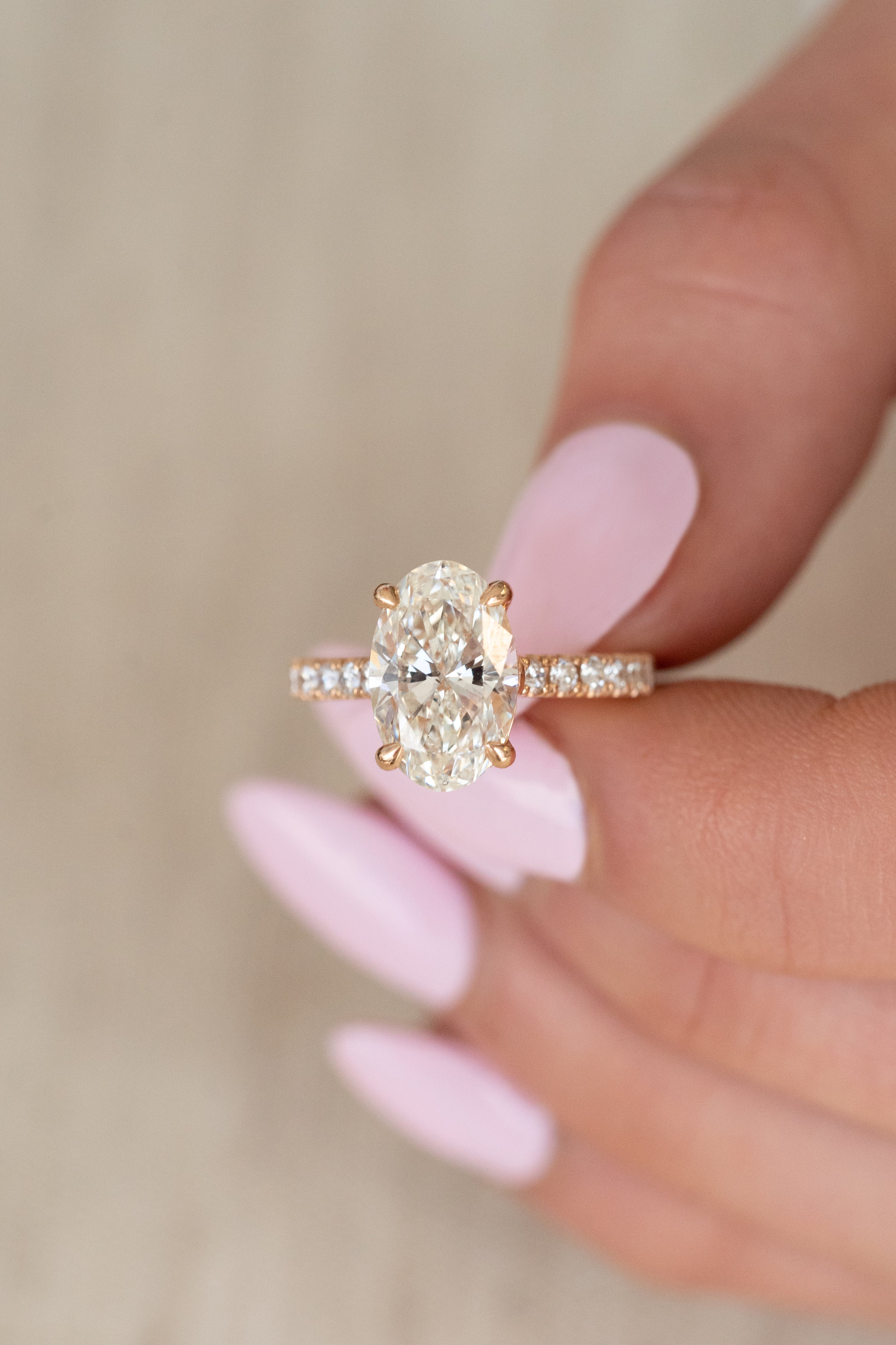 Oval Cut Moissanite Engagement Ring