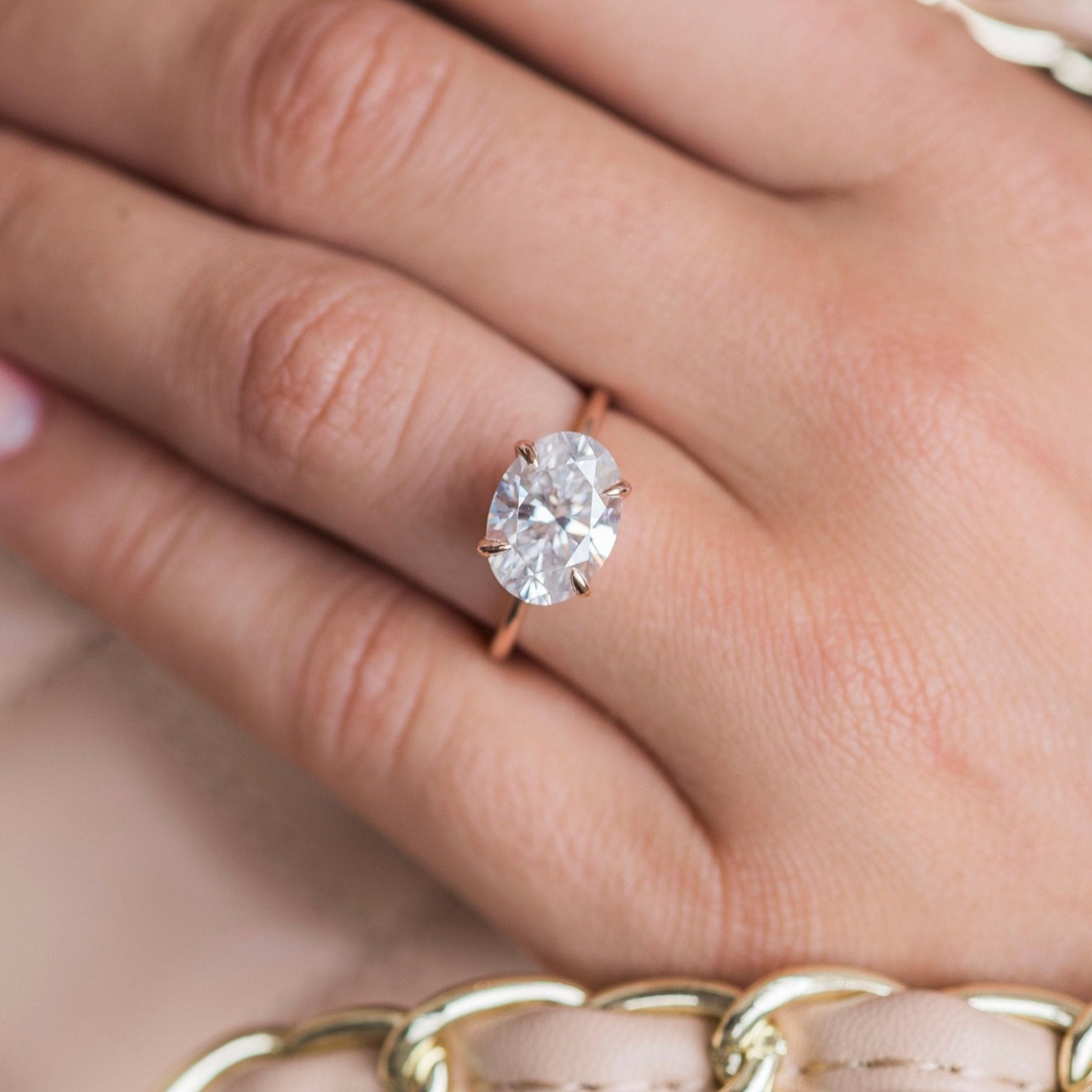Oval Cut Moissanite Engagement Ring
