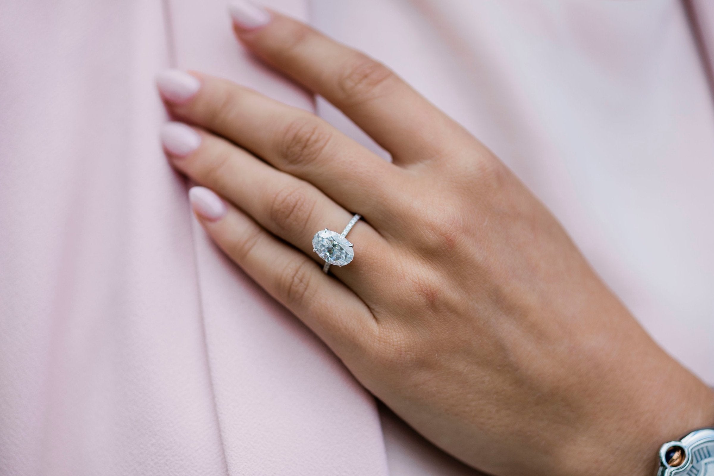 Crushed Ice Oval Moissanite Ring