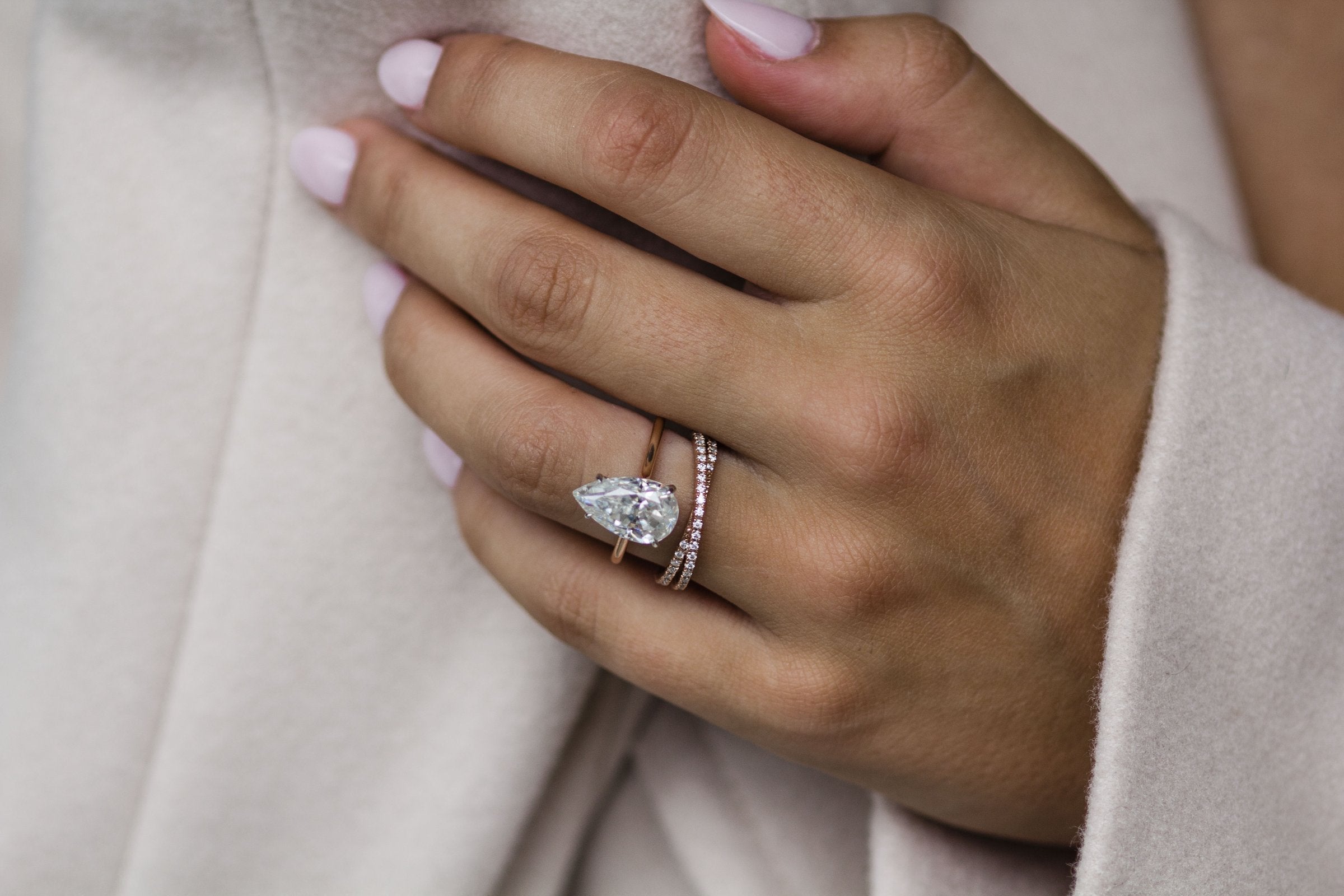 Glamorous moissanite rings