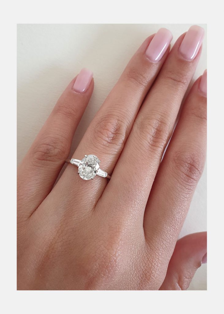 2.0ct Oval Three Stone Moissanite Diamond Solitaire Engagement Ring