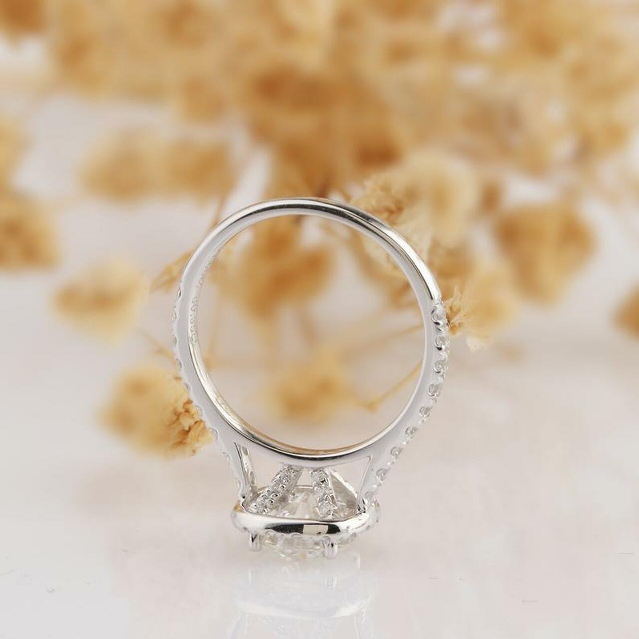 1.0CT Cathedral Set Round Moissanite Diamond Halo Engagement Ring