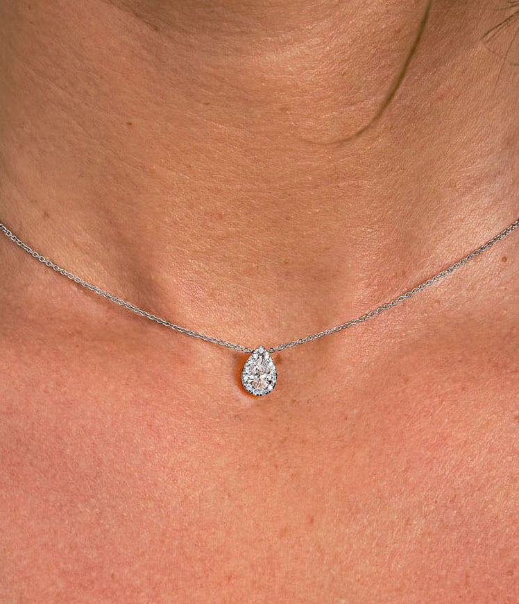 0-50-ct-pear-moissanite-diamond-halo-pendent-necklace