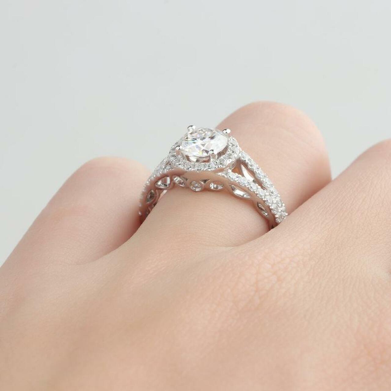 1.0CT Round Split Shank Moissanite Diamond Halo Engagement Ring