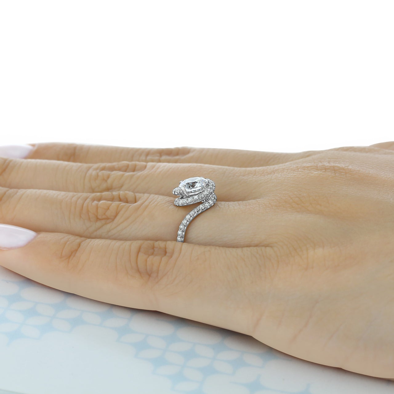 1.0CT Round Four Prong Moissanite Diamond Halo Engagement Ring For Women