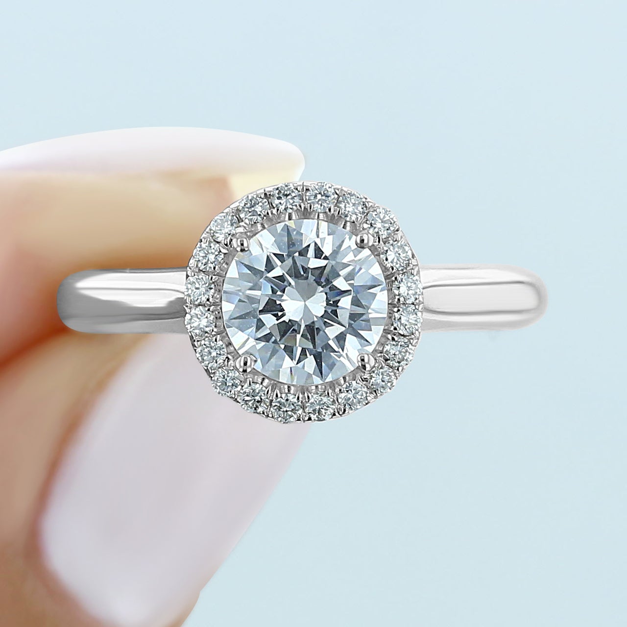 1.0CT Cathedral Set Round Moissanite Diamond Halo Engagement Ring