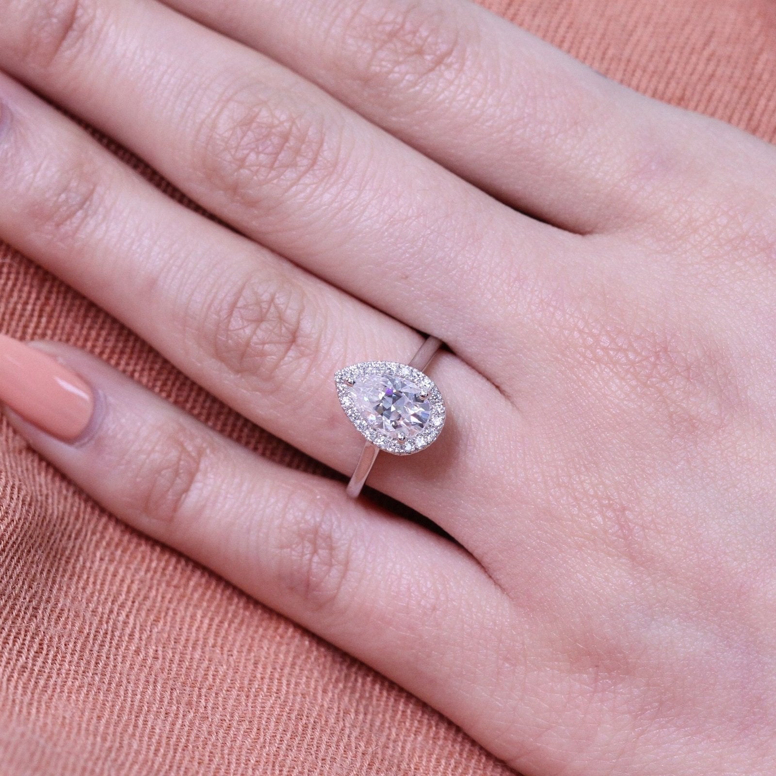 Moissanite wedding jewelry for outdoor wedding