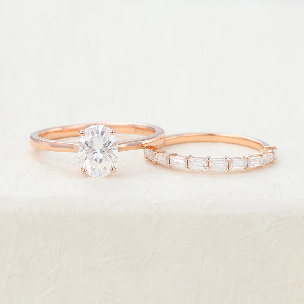 oval-moissanite-solitaire-bridal-ring-set