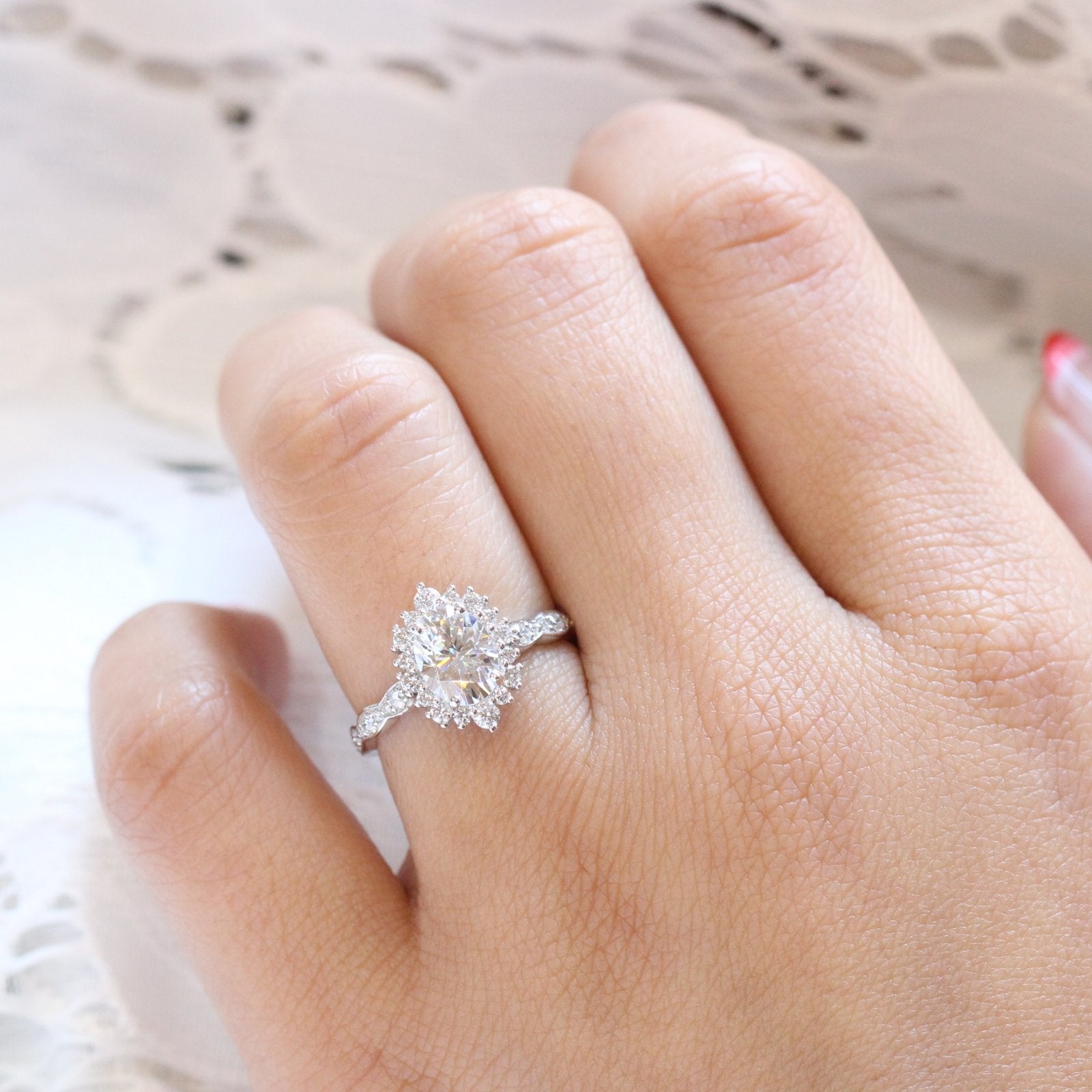 Moissanite wedding jewelry for luxury wedding