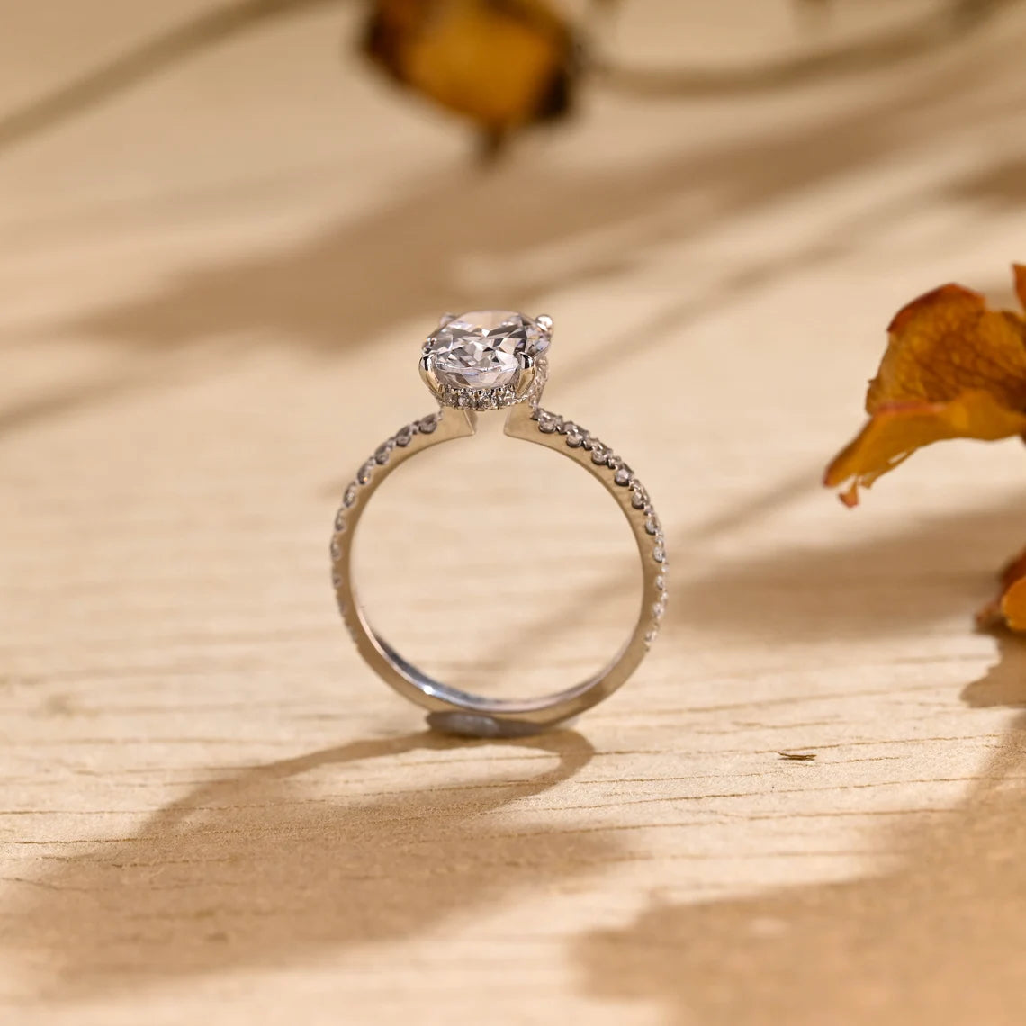 Women's Engagement Ring