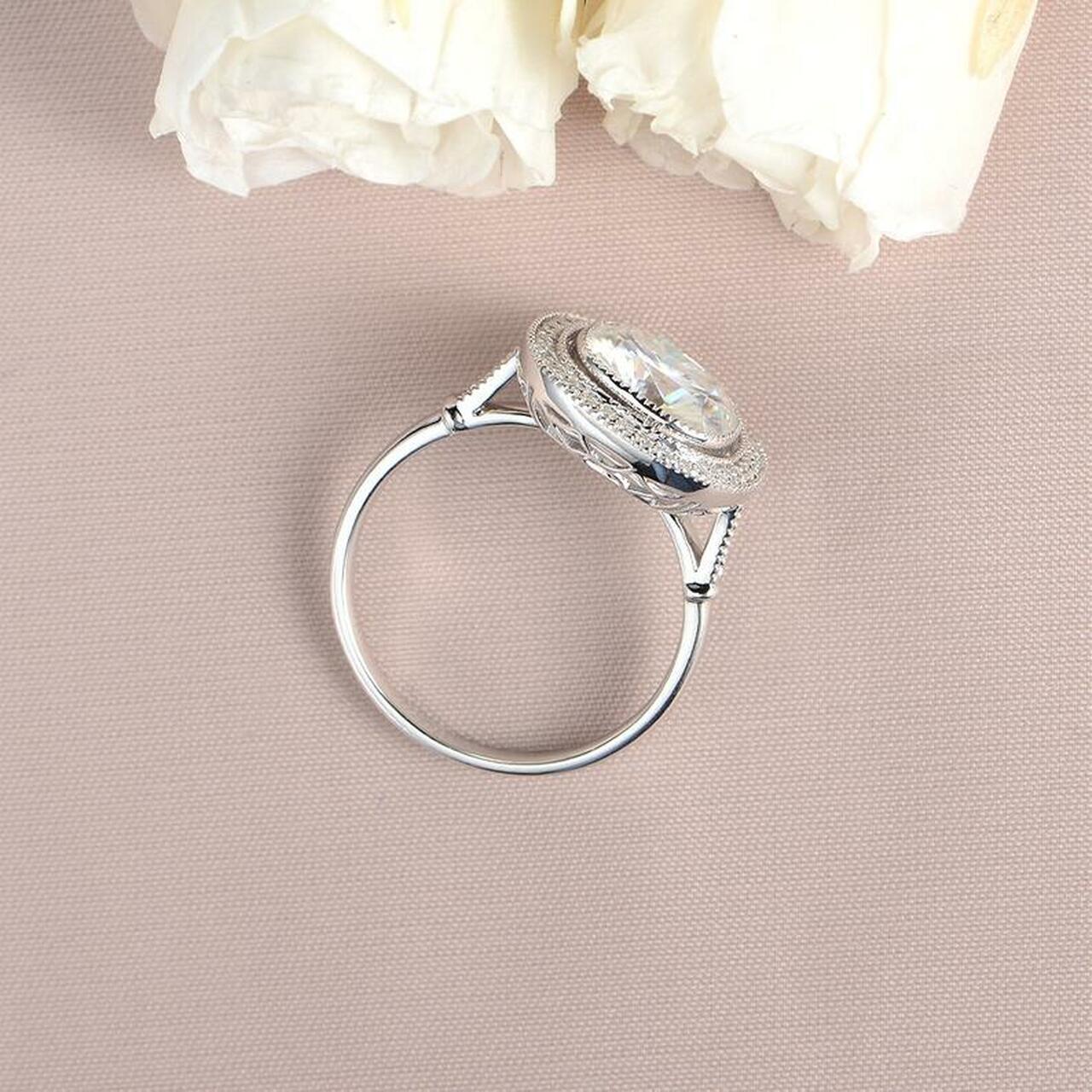 Moissanite Diamond Ring