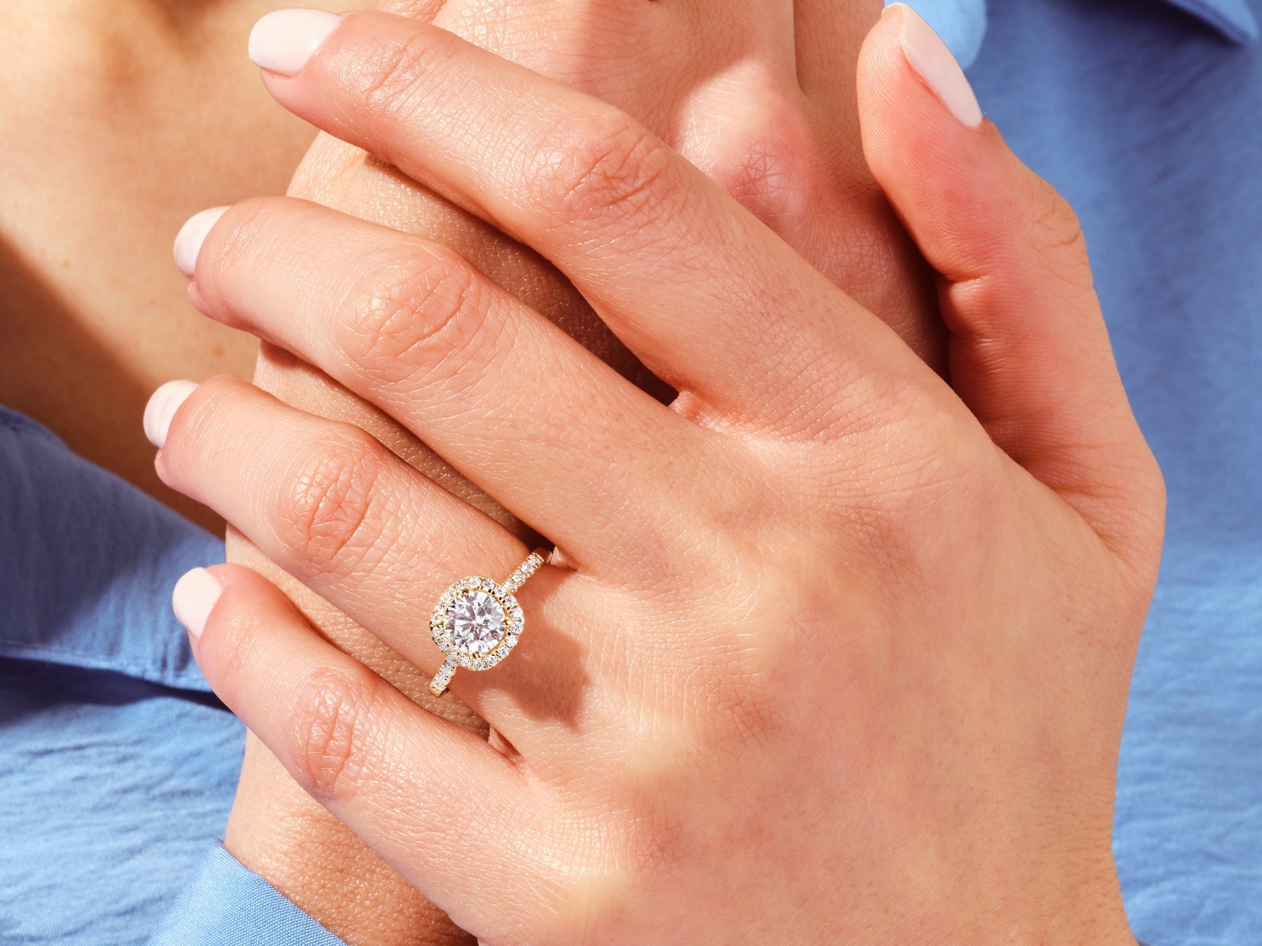 Round Cut Diamond Halo Moissanite Engagement Ring For Women