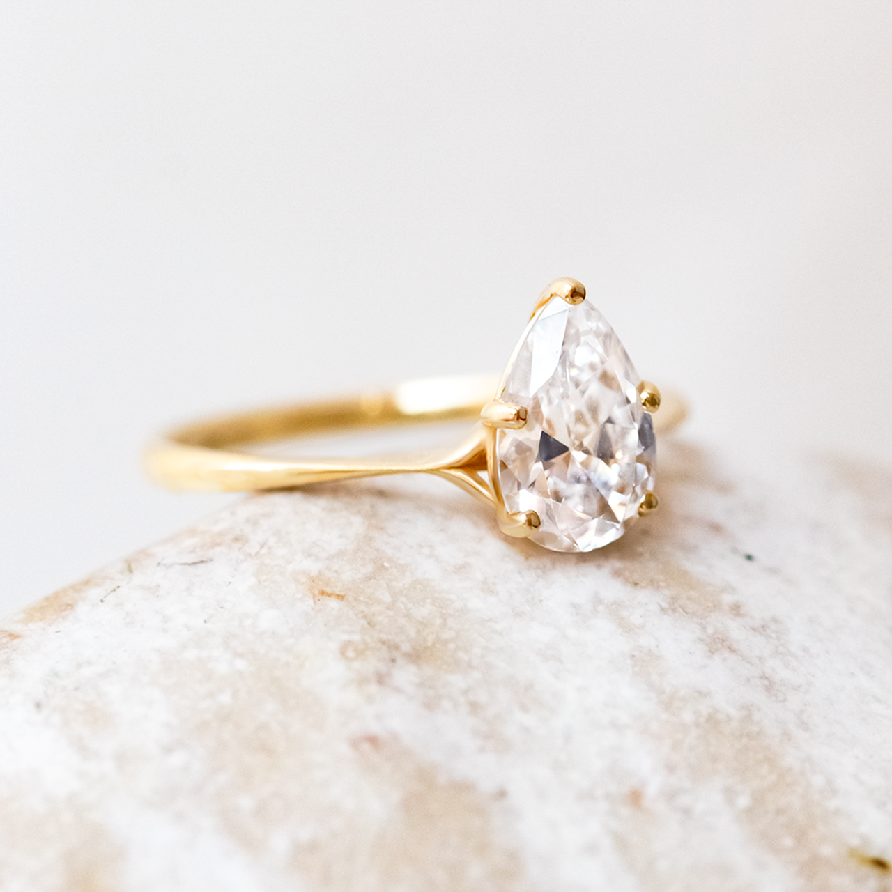 1.33CT Pear Split Shank Moissanite Diamond Solitaire Engagement Ring