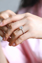 Women's Engagement Ring