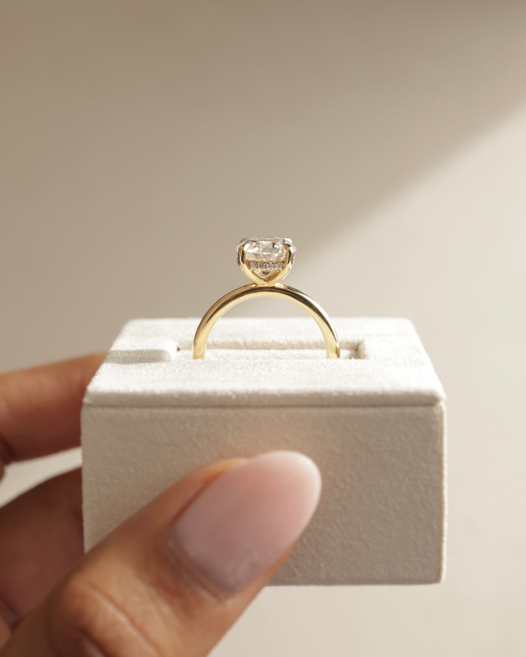Round Cut Moissanite Ring