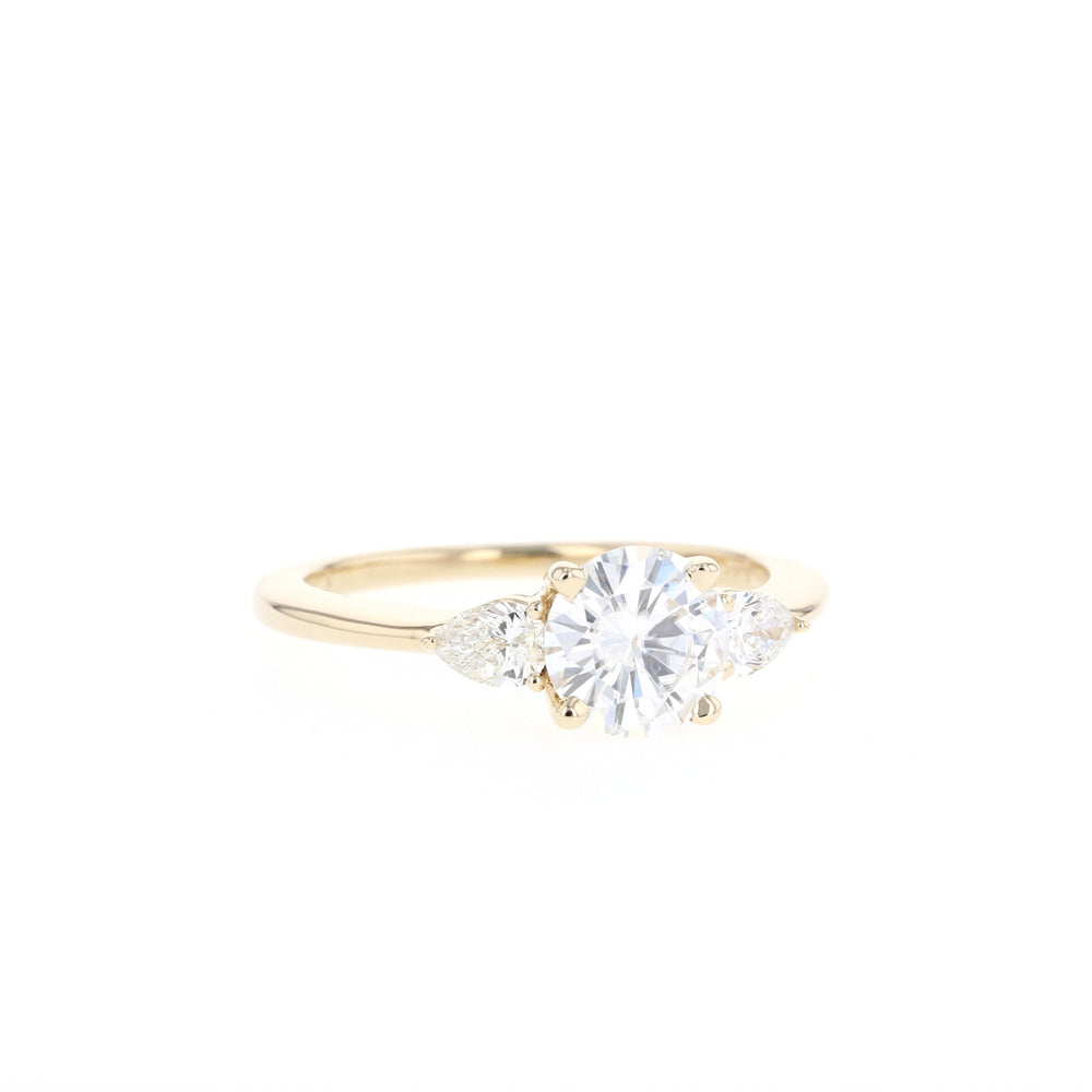 1.05CT Three Stone Round Moissanite Diamond Solitaire Engagement Ring