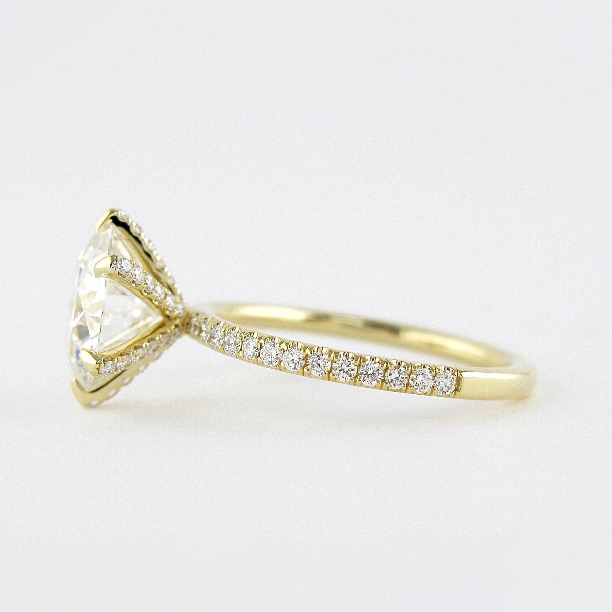 Moissanite jewelry set for wedding anniversary celebration gifts options