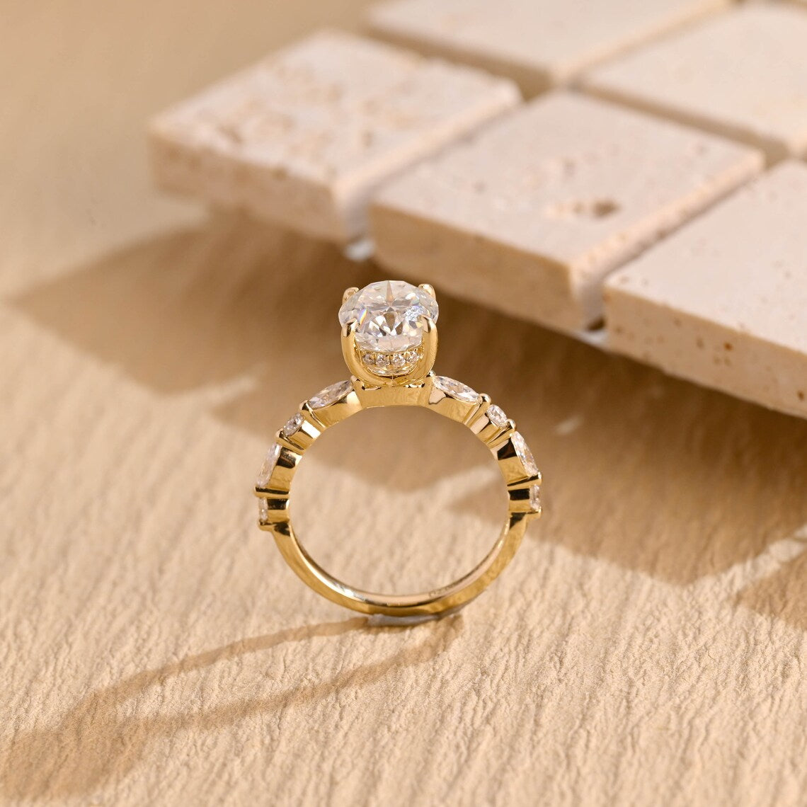 Luxury Oval Engagement Ring