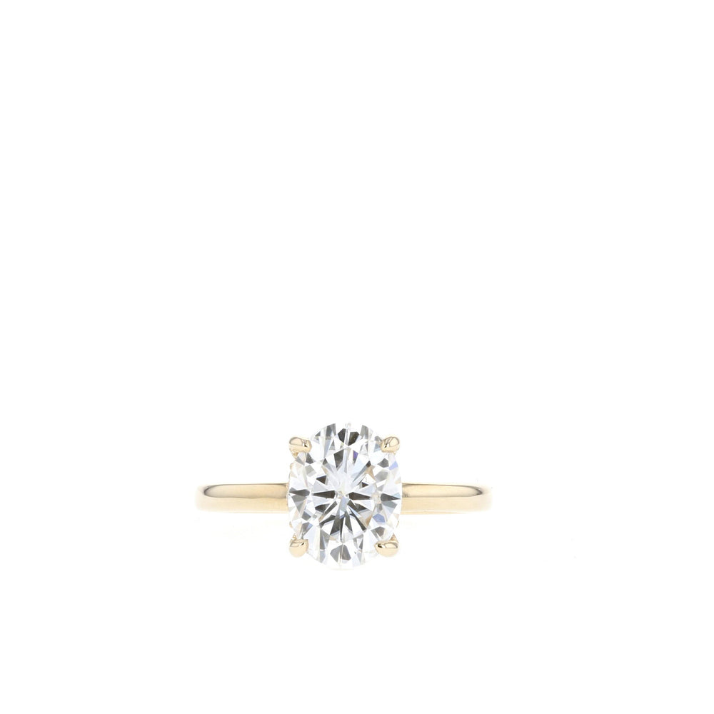 Luxury Moissanite Engagement Ring