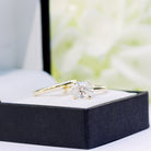 Luxury Oval Engagement Ring