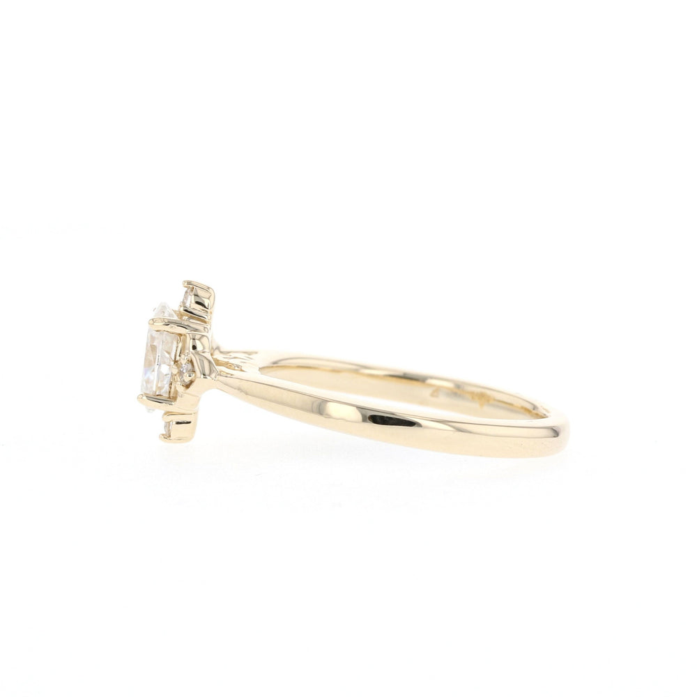 Premium Oval Proposal Ring