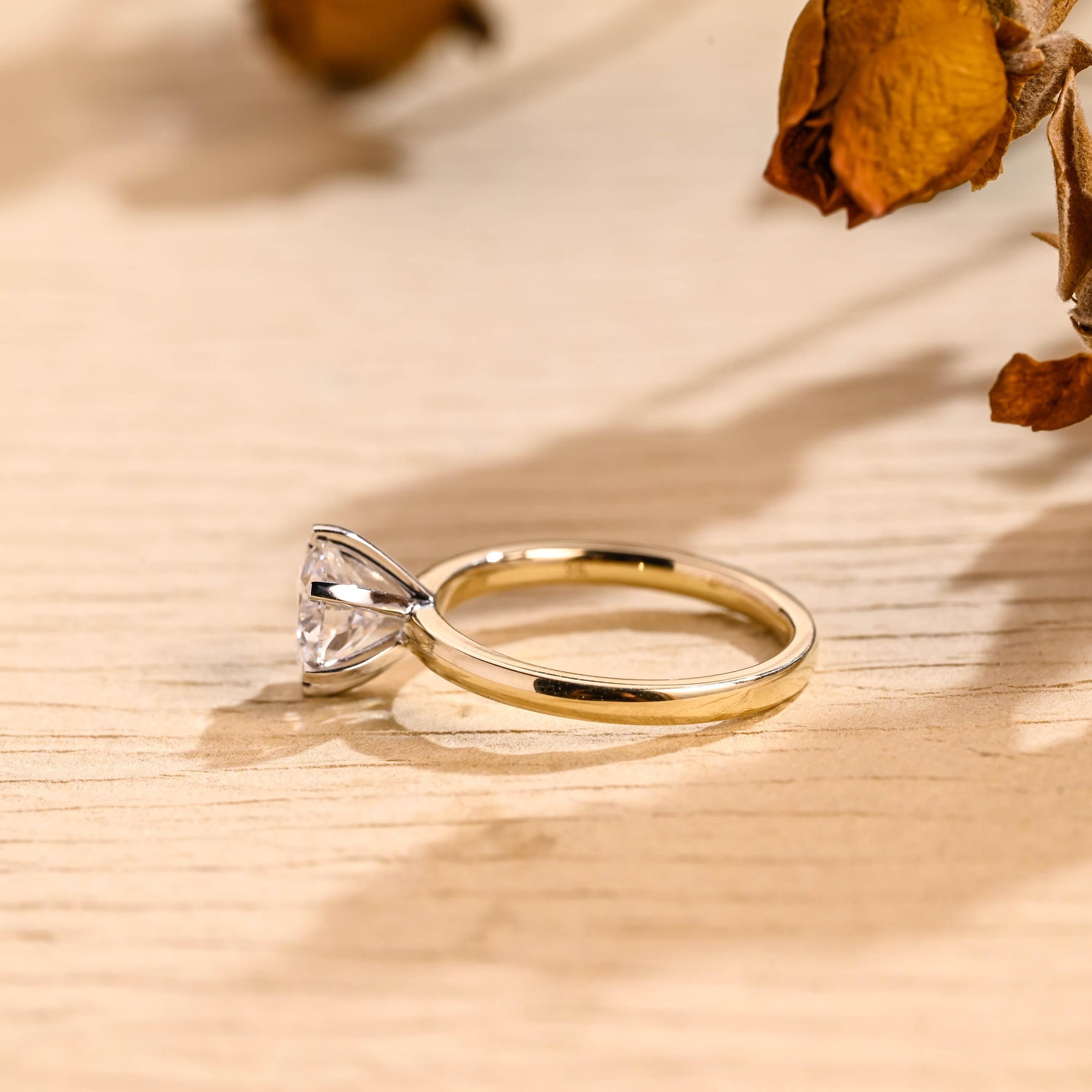 Round Brilliant Moissanite Engagement Ring