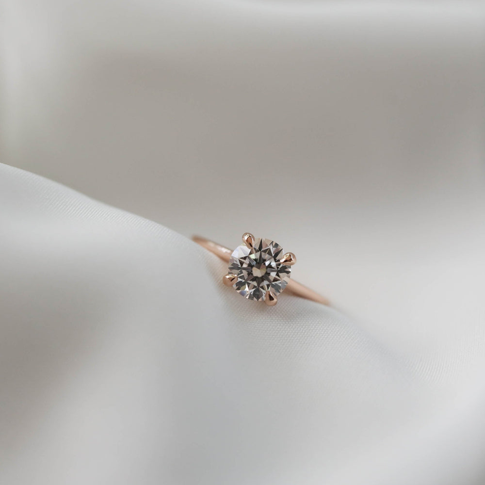Luxury Moissanite Engagement Ring