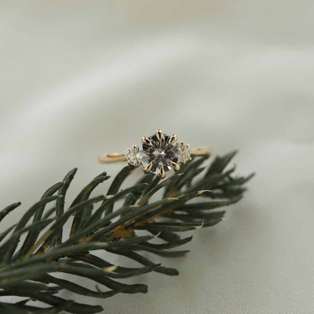 Round Three Stone Ring
