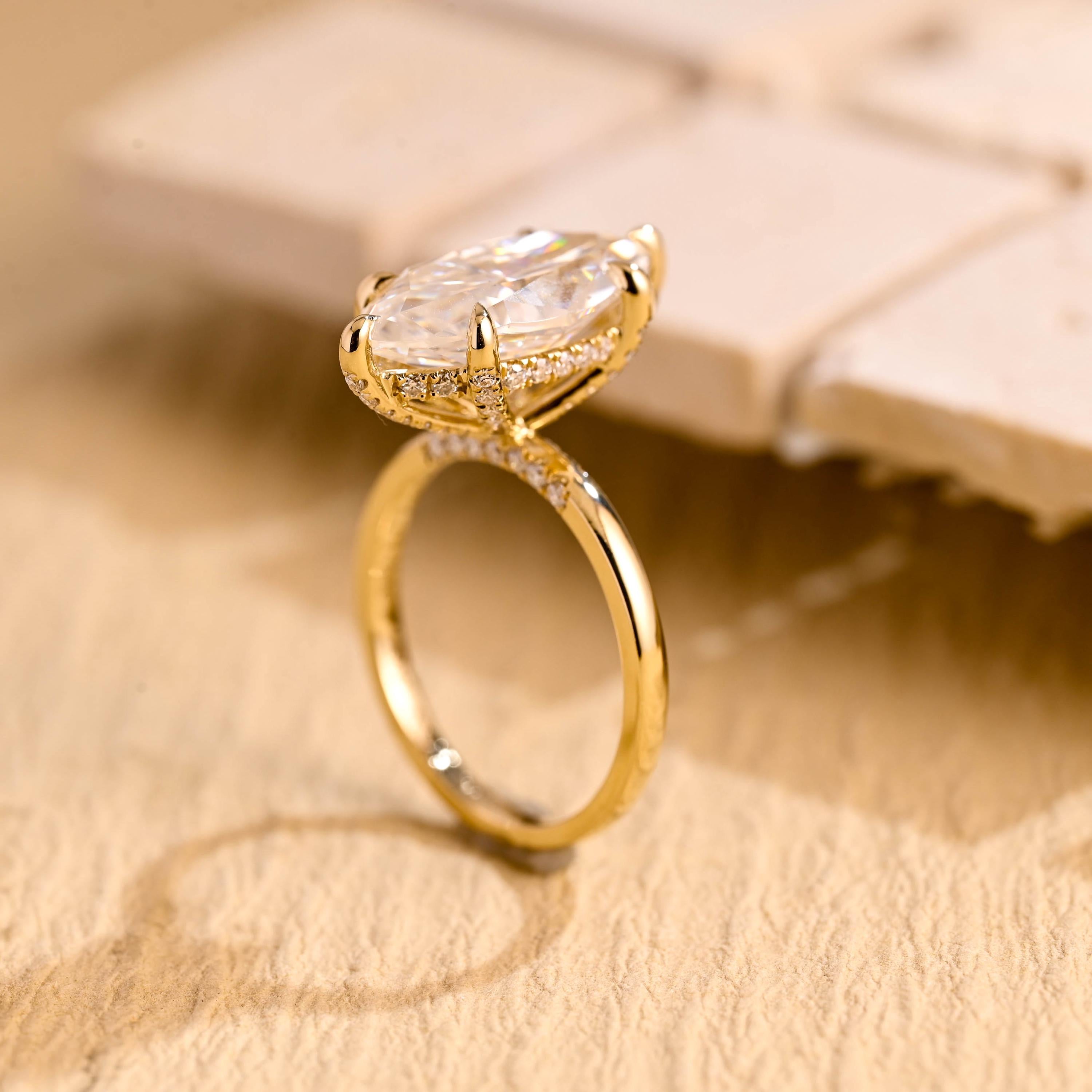 Luxury Moissanite Engagement Ring