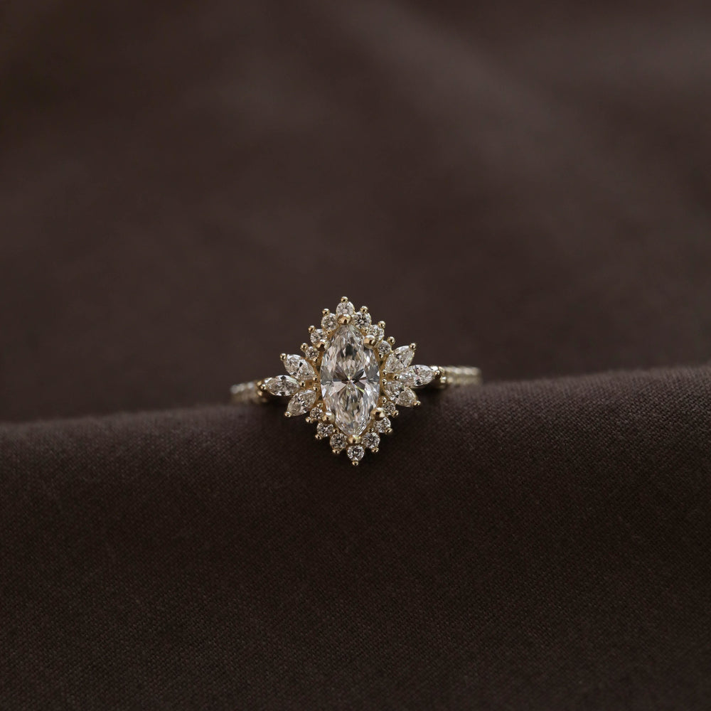 1 Carat Moissanite Engagement Ring