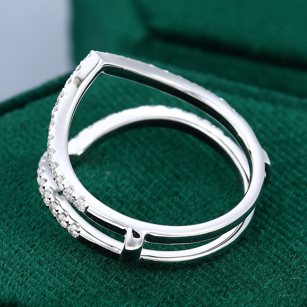 round-moissanite-double-curved-wedding-band