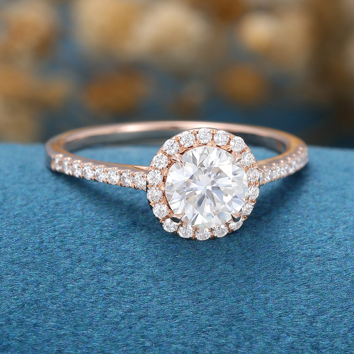 0-68-ct-round-shaped-moissanite-halo-pave-engagement-ring