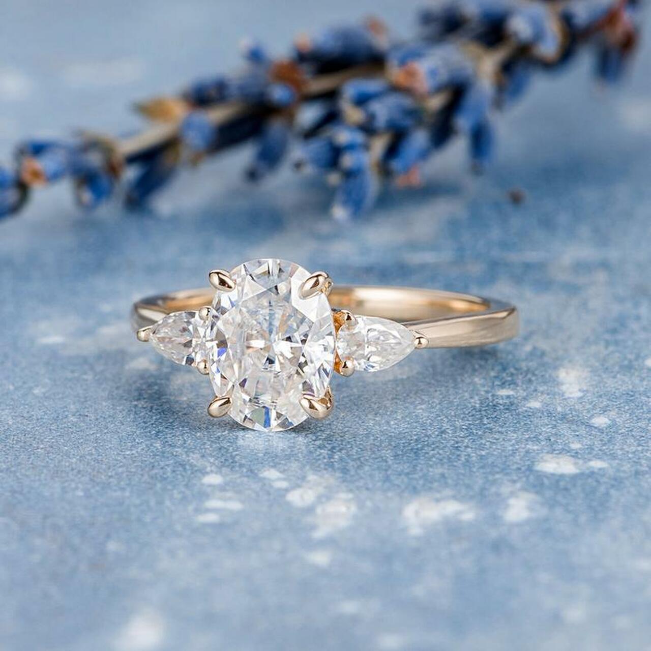Oval Moissanite Engagement Ring