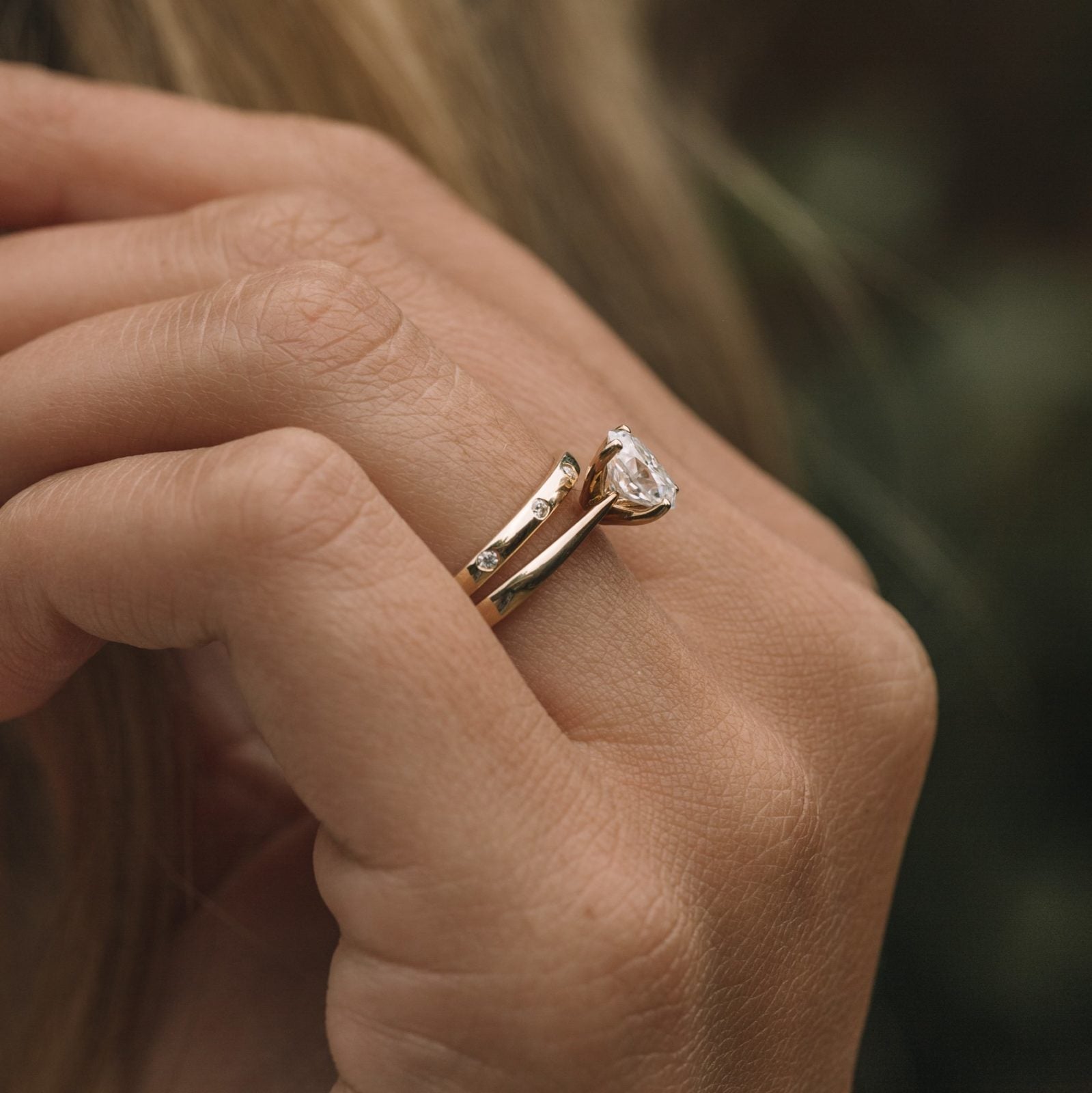 Oval Cut Moissanite Ring