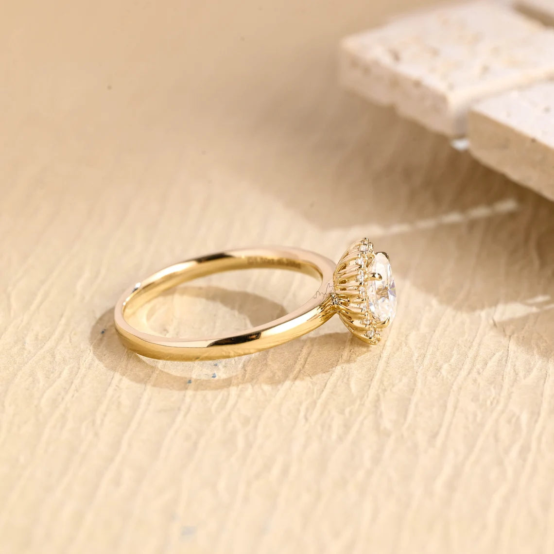 1 Carat Oval Moissanite Ring