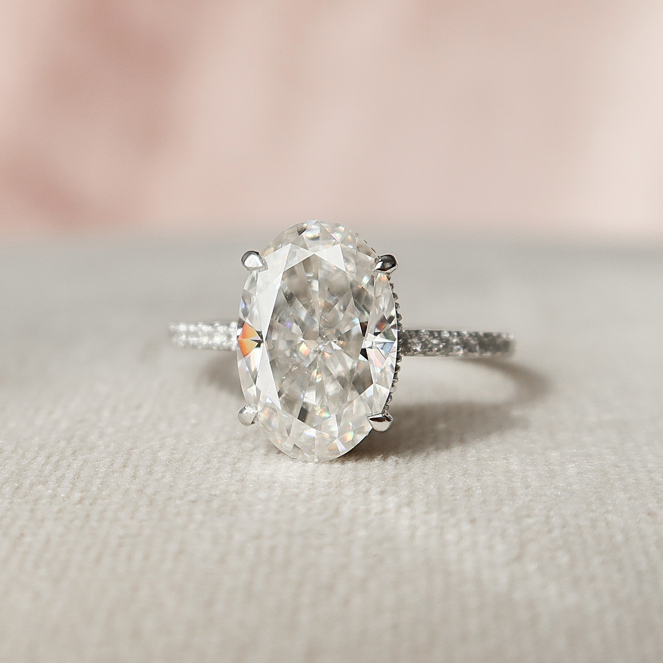 Oval Cut Moissanite Engagement Ring