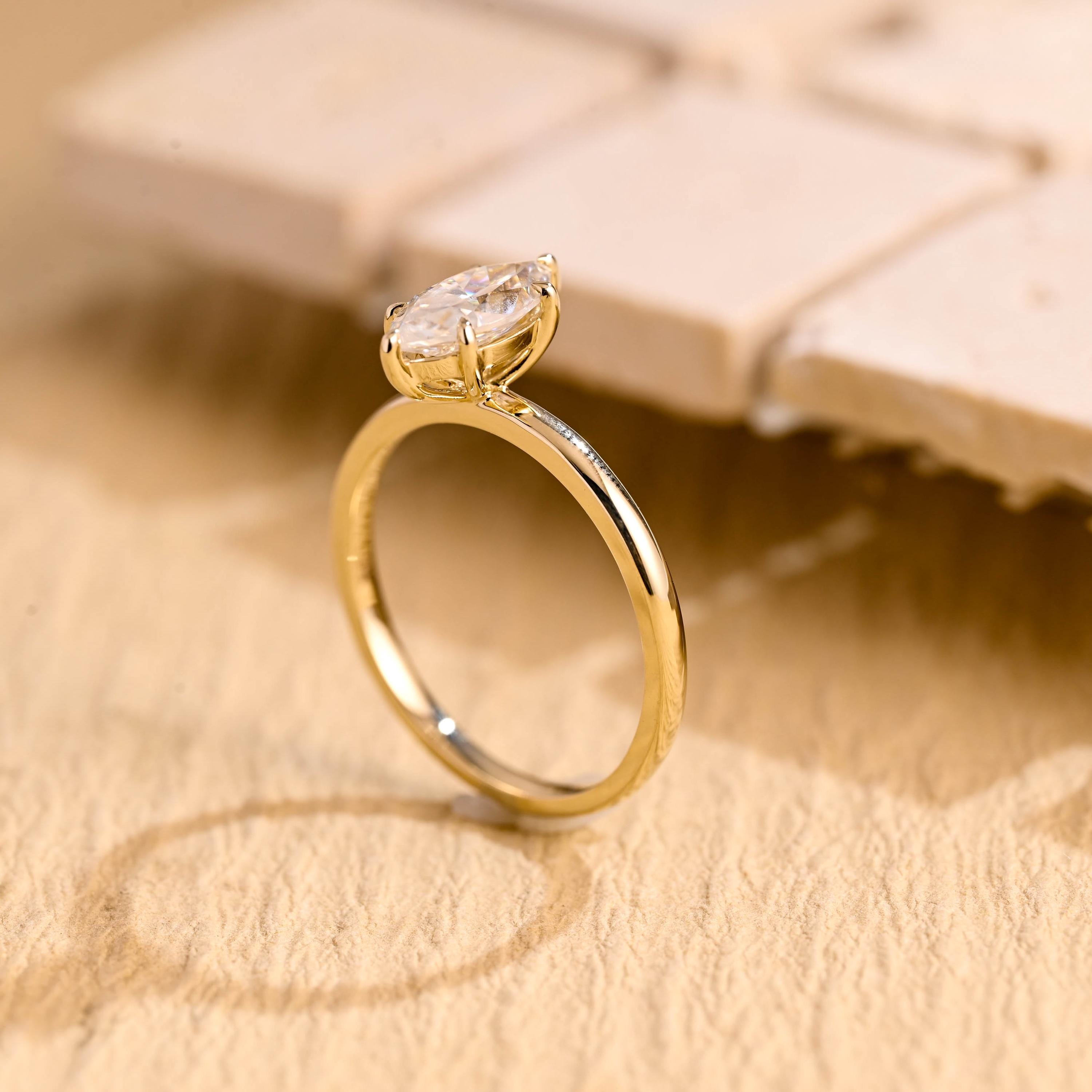 Luxury Moissanite Engagement Ring