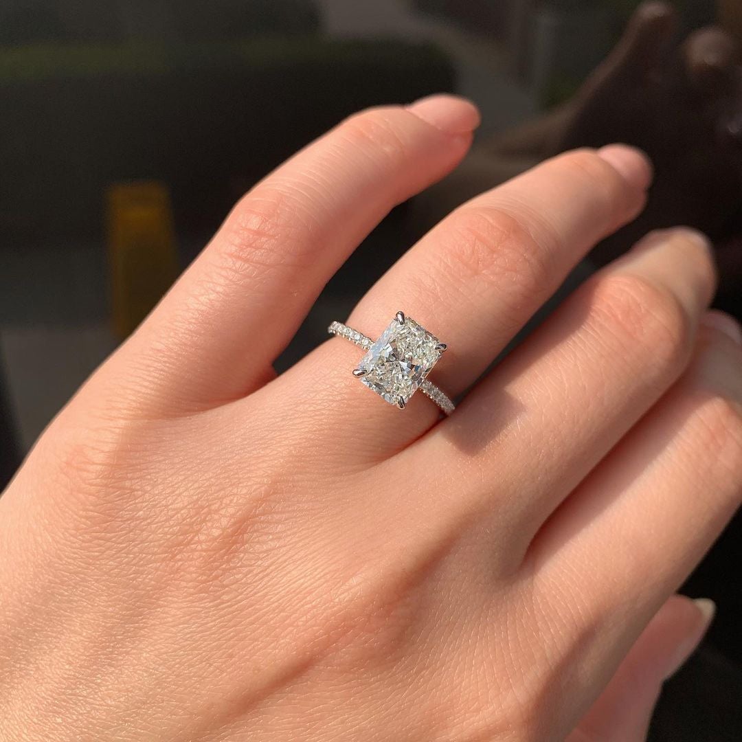 14K White Gold Moissanite Ring