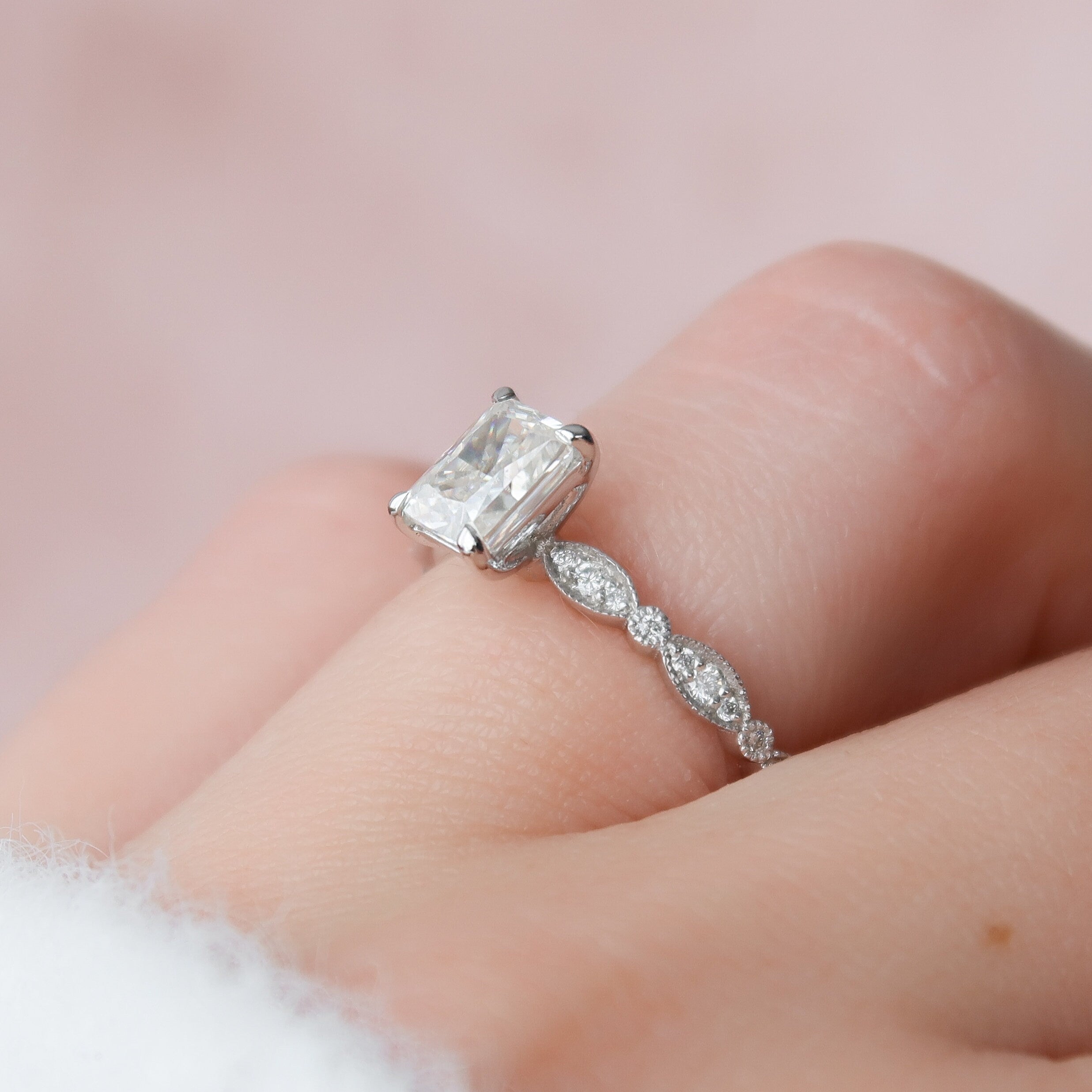 Vintage Moissanite Engagement Ring