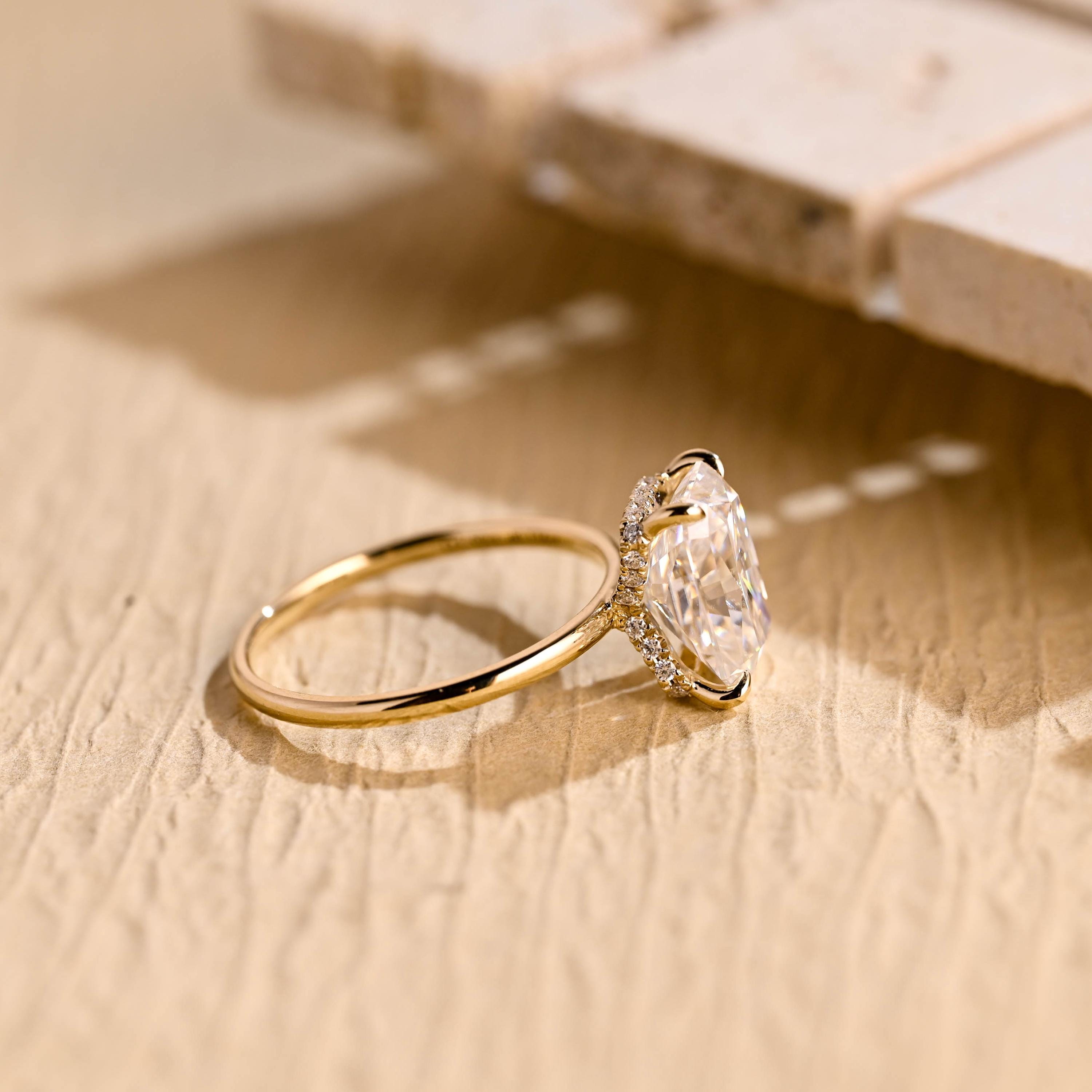 Luxury Moissanite Engagement Ring