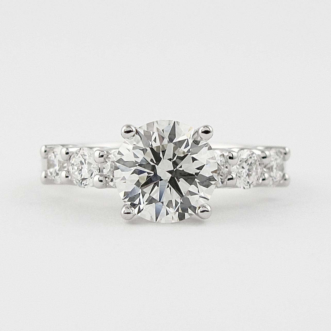 Round Brilliant Moissanite Ring